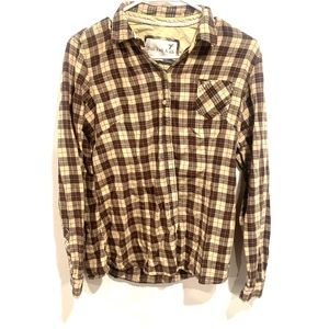 Long sleeve plaid shirt